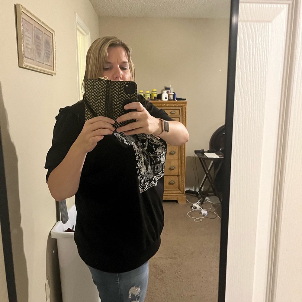 Torrid Ruffle Sleeve Top - Picture 2 of 6